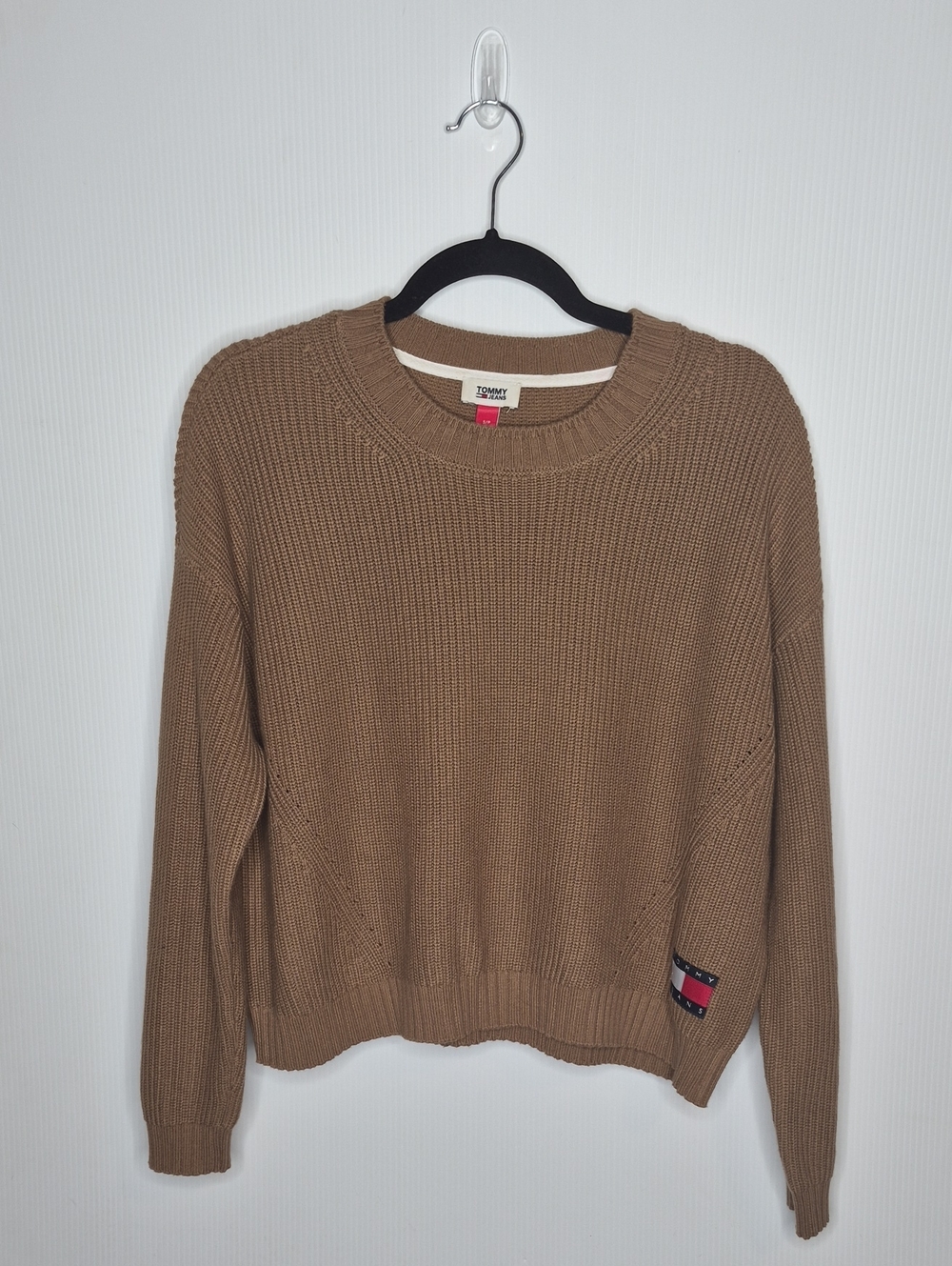 Tommy Hilfiger Women's Camel Crewneck Knit Sweater Size Small